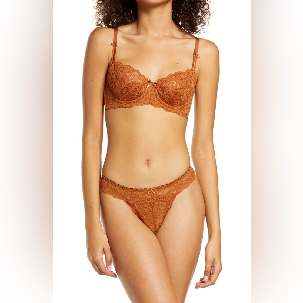NWT Vera Panties in Butter Toffee Size Medium